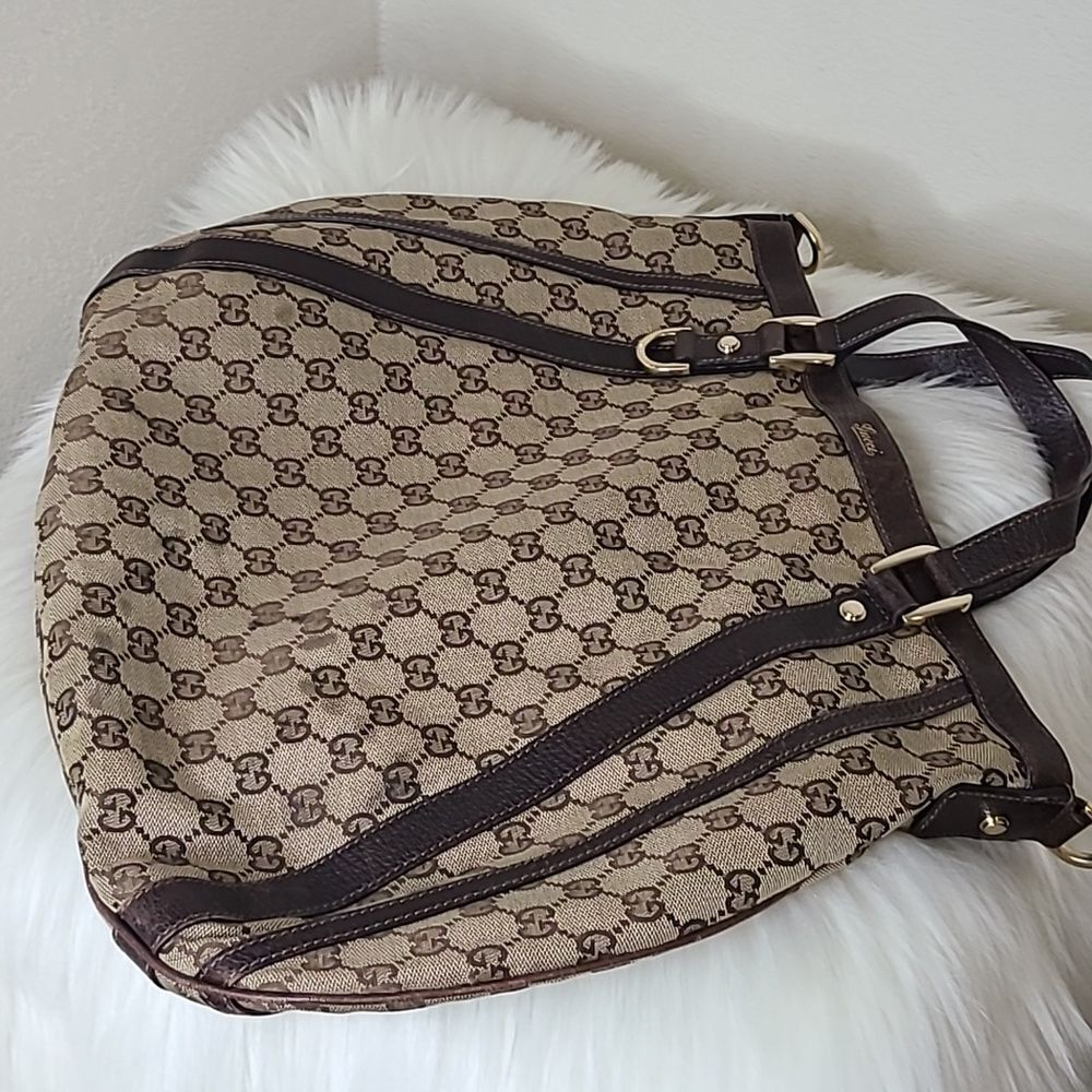 💯Authentic Gucci Tote Handbag 🍀 - Picture 16 of 17